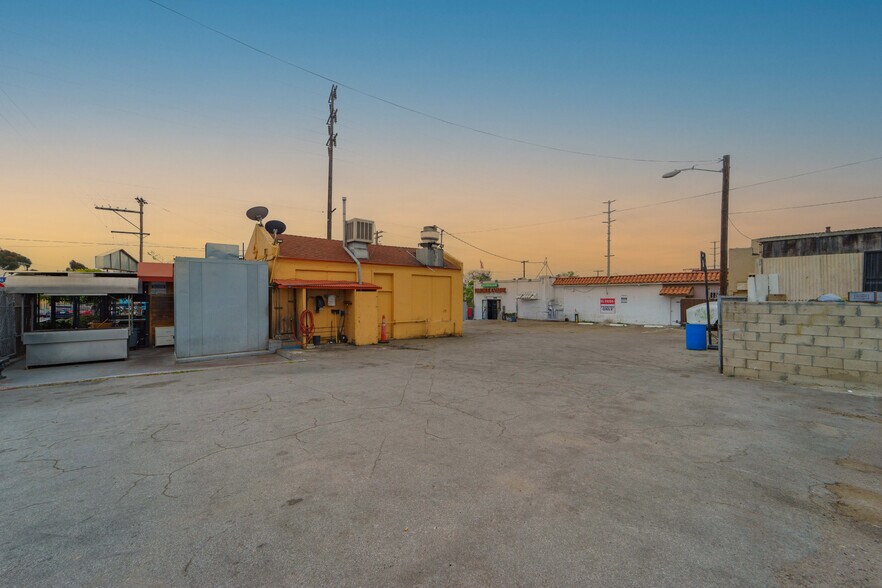 More Photos Of 3096 National Ave, San Diego Restaurant For Sale