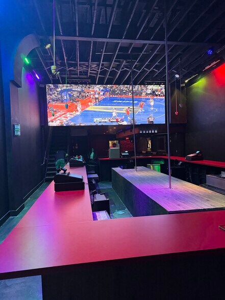 More Photos Of 912 71st St, Miami Beach Bar For Sale