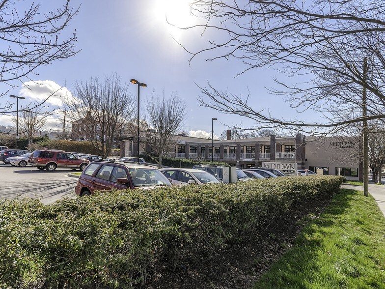 More Photos Of 84 Coxe Ave, Asheville Medical For Lease