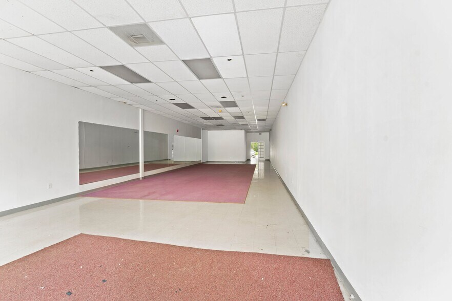 More Photos Of 219 S Main St, Attleboro Unknown For Lease