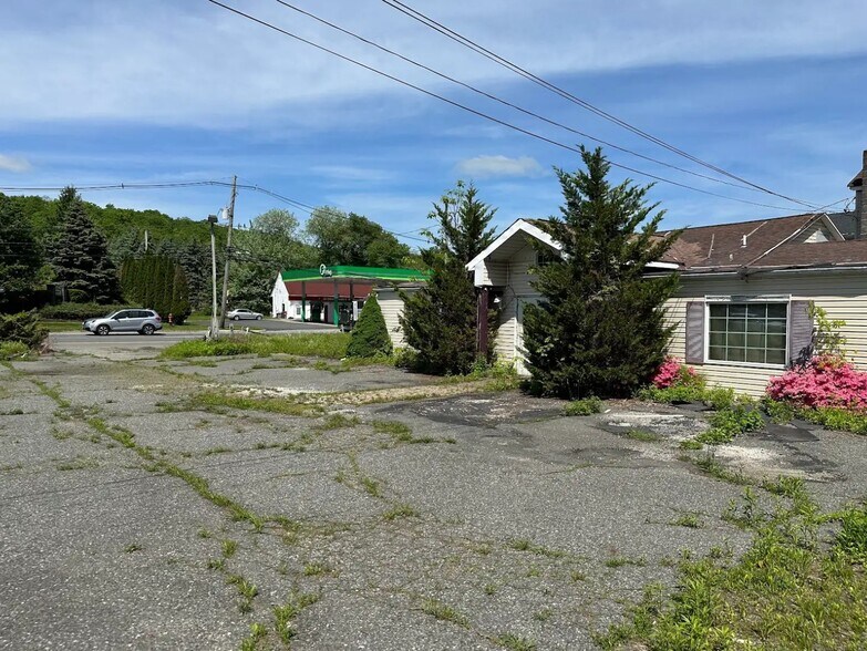 More Photos Of 647 State Route 15 N, Lake Hopatcong Land For Lease