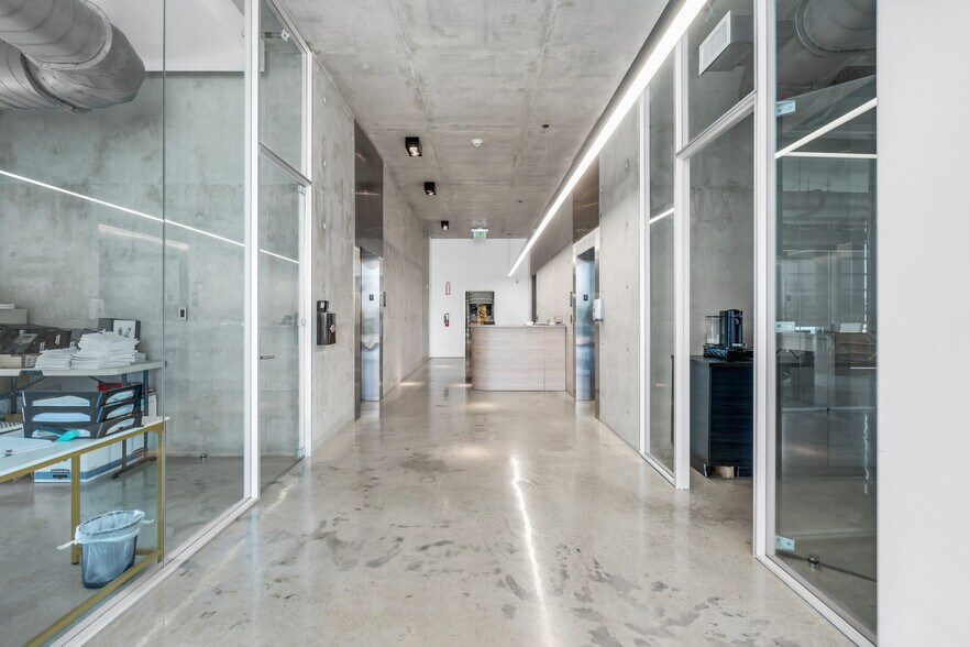 More Photos Of 528 NW 7th Ave, Miami Office For Sale