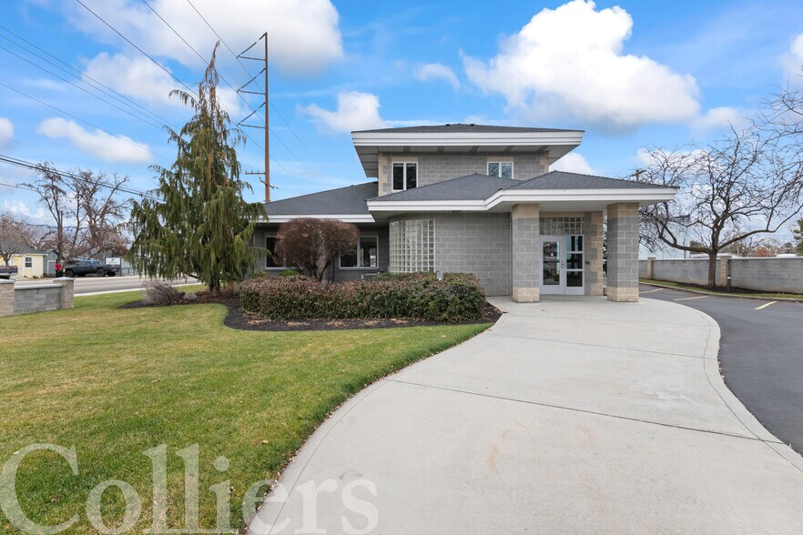 Primary Photo Of 2313 W Overland Rd, Boise Office For Sale