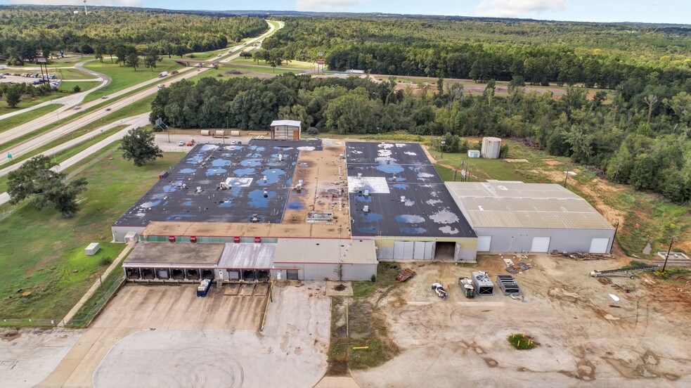 More Photos Of 13343 Interstate 20 E, Tyler Warehouse For Lease