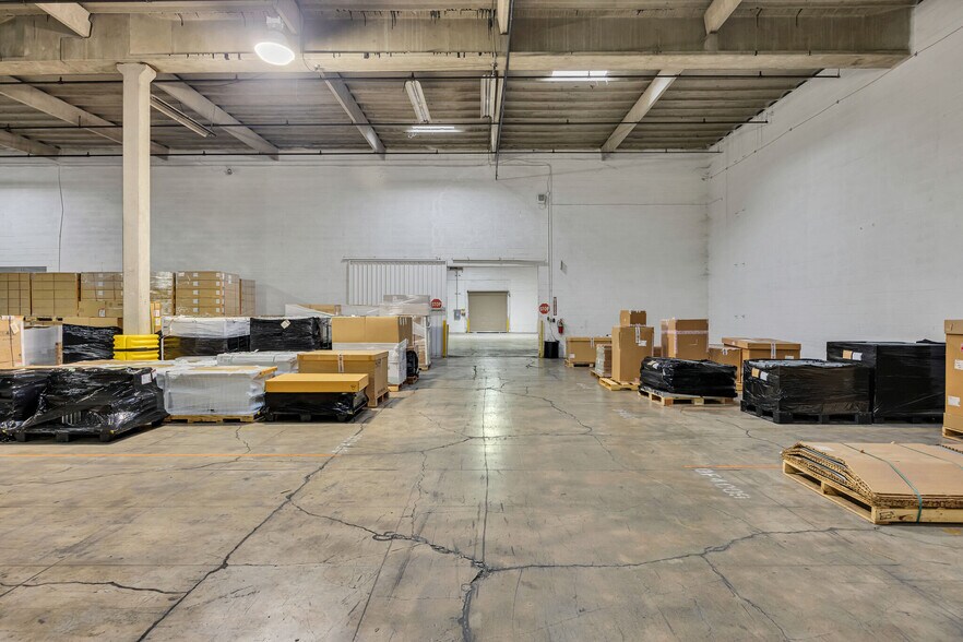 More Photos Of 164 W 31st St, Chattanooga Distribution For Lease