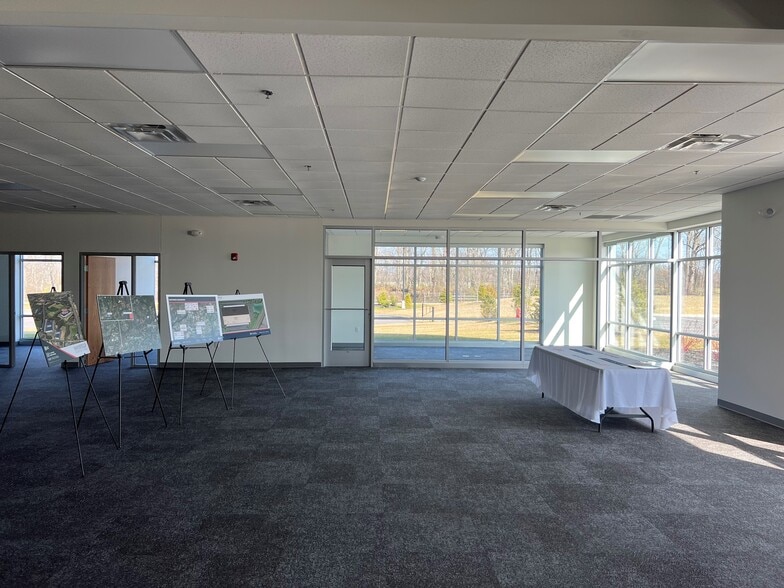 Primary Photo Of 1183 Florence Columbus Rd, Mansfield Distribution For Lease