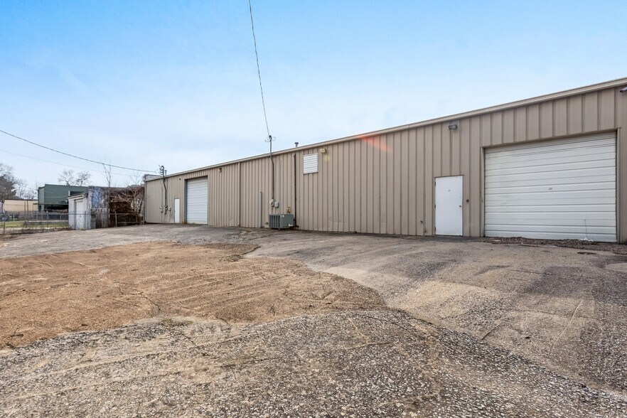 More Photos Of 1024-1026 3rd Ave S, Nashville Warehouse For Sale