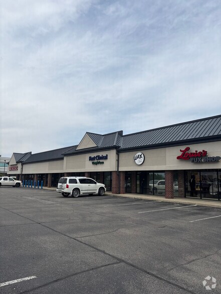 More Photos Of 10224-10242 E US Highway 36, Avon Storefront For Lease