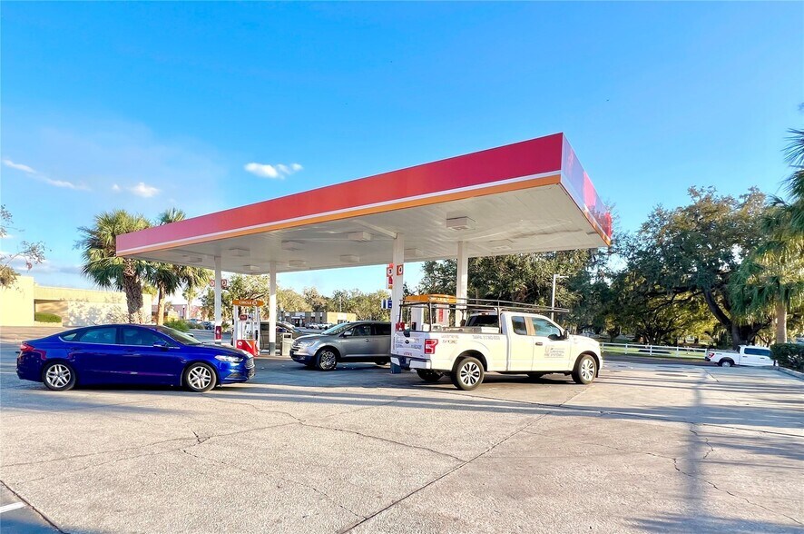 More Photos Of 310 W Main St, Bartow Convenience Store For Sale