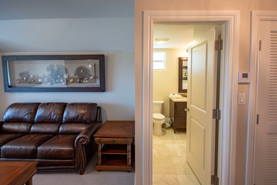 More Photos Of 2394 Coco Plum Dr, Marathon Specialty For Sale