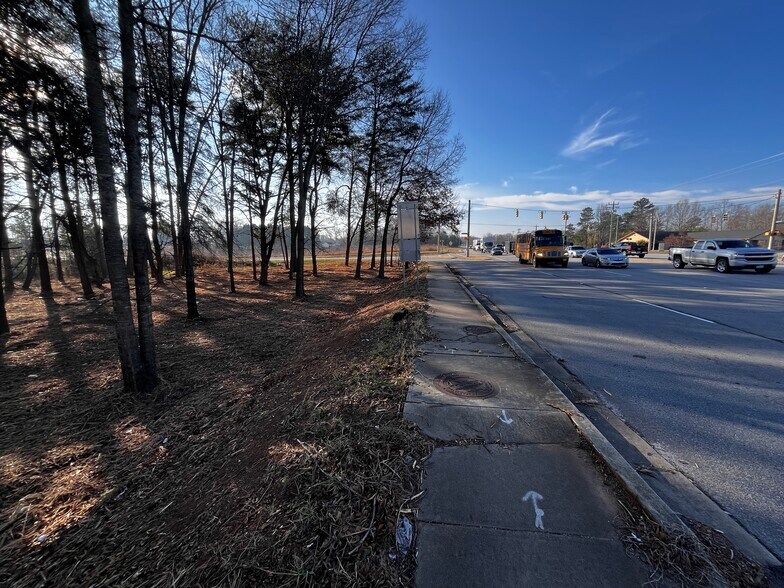 More Photos Of 8698 White Horse Rd, Greenville Land For Lease