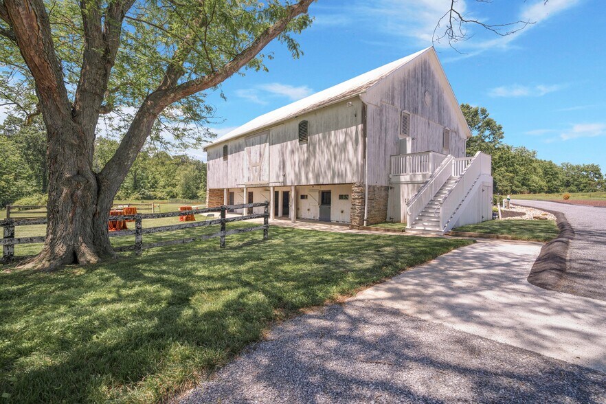 More Photos Of 1902 Jefferson Pike, Brunswick Lodge Meeting Hall For Lease