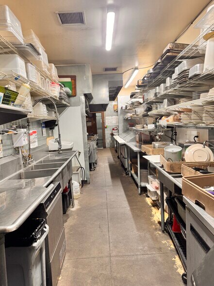 More Photos Of 206 E Aspen Ave, Fruita Storefront Retail Office For Sale