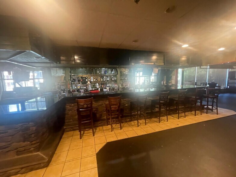 More Photos Of 1700 US-280, Phenix City Hotel For Sale