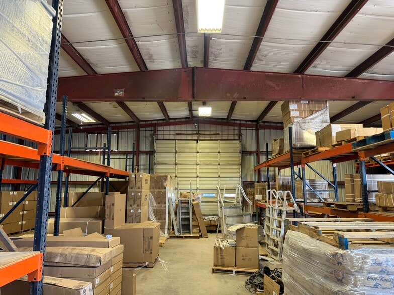 More Photos Of 3001 N I-35 Service Rd, Moore Unknown For Lease