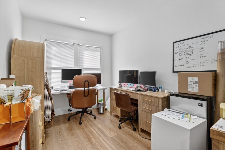 More Photos Of 1922 Hillcrest St, Orlando Office For Sale