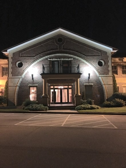 More Photos Of 5400 Laurel Springs Pky, Suwanee Office Residential For Sale