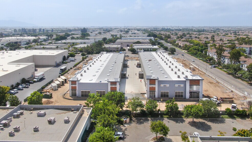 More Photos Of 1400 Graves Ave, Oxnard Distribution For Lease