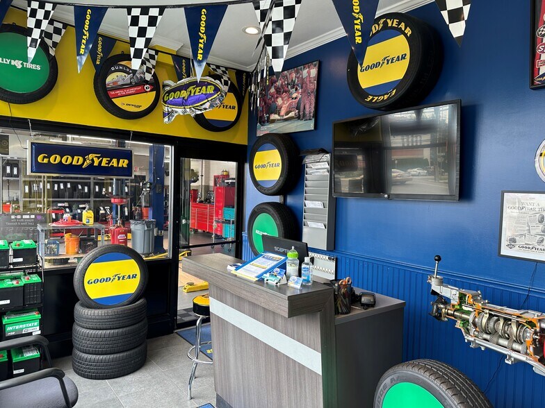 More Photos Of 176 N Central Ave, Valley Stream Auto Repair For Sale