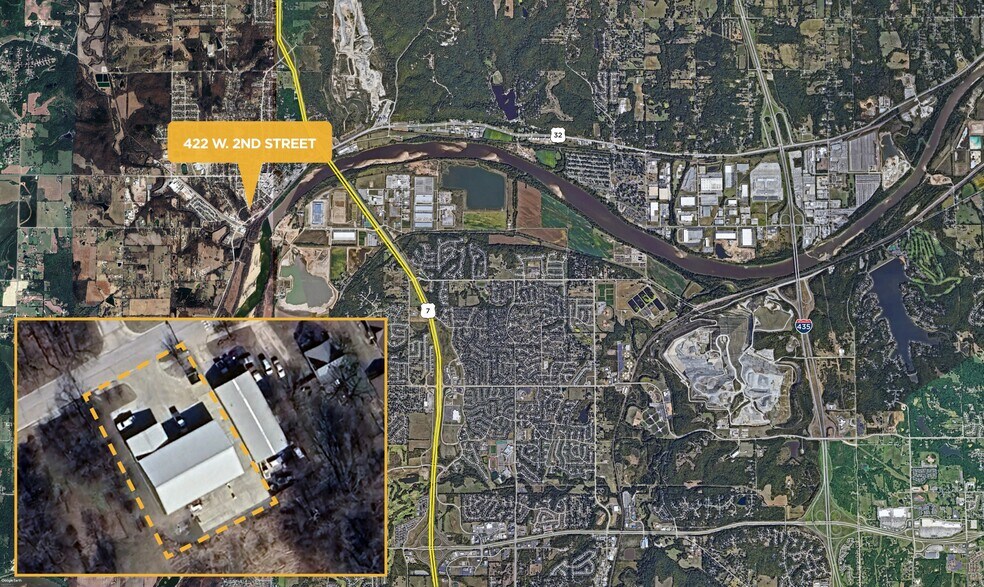 More Photos Of 422 W 2nd St, Bonner Springs Warehouse For Lease