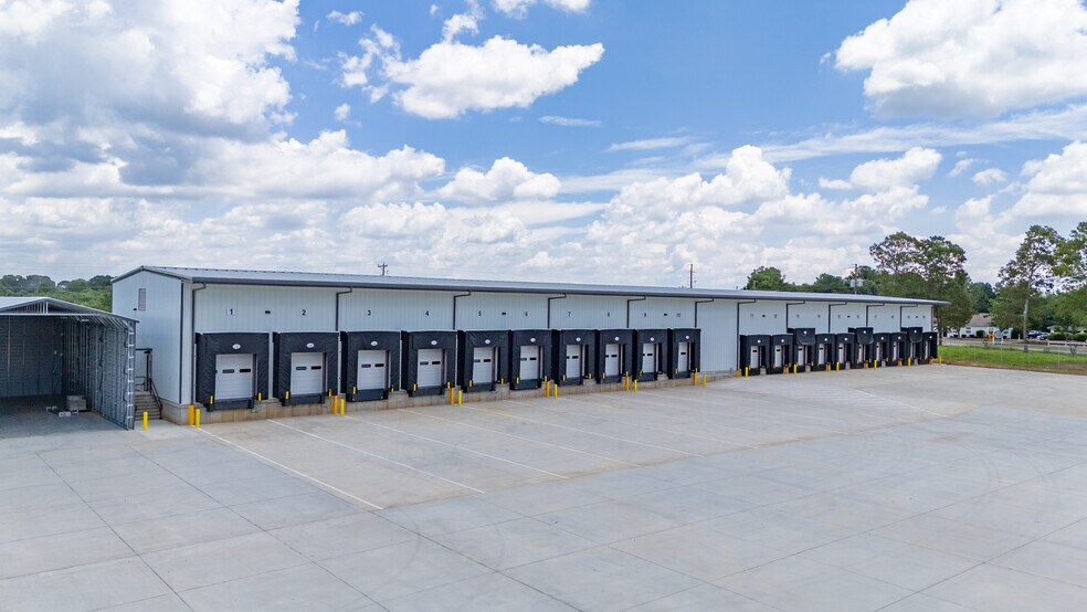 Primary Photo Of 144 Sweetwater Rd, North Augusta Distribution For Sale