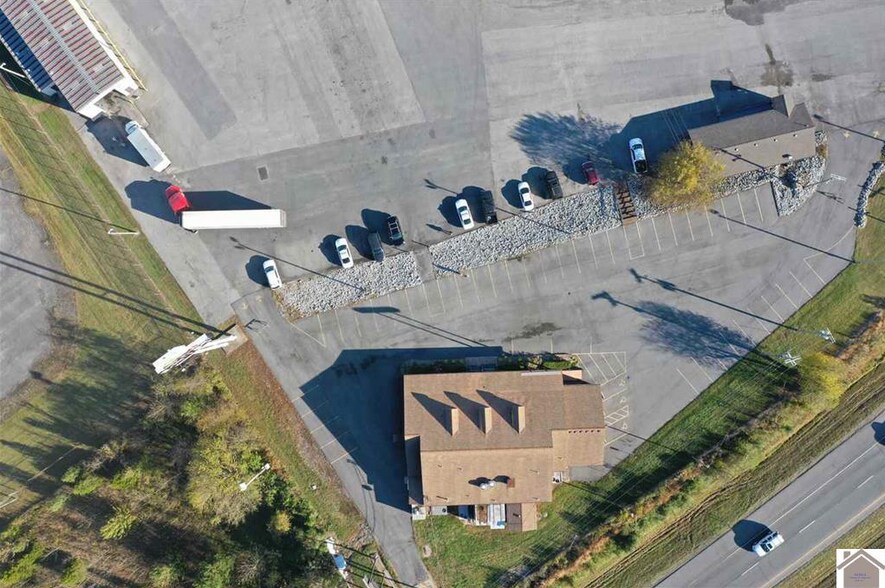 More Photos Of 7052 Benton Rd, Paducah Restaurant For Sale