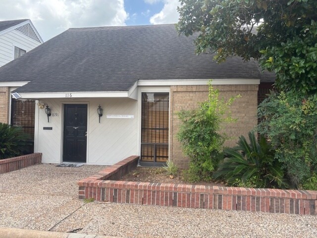 More Photos Of 8191 Southwest Fwy, Houston Office For Sale