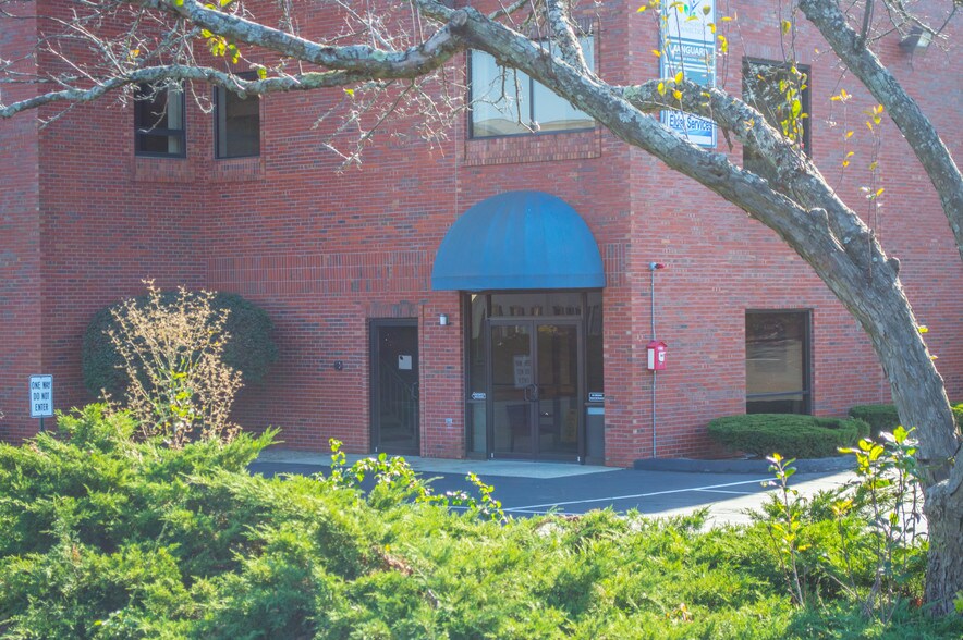 152 Sylvan St, Danvers, MA 01923 Office For Lease