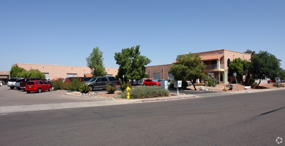 More Photos Of 1832 S Macdonald, Mesa Warehouse For Lease