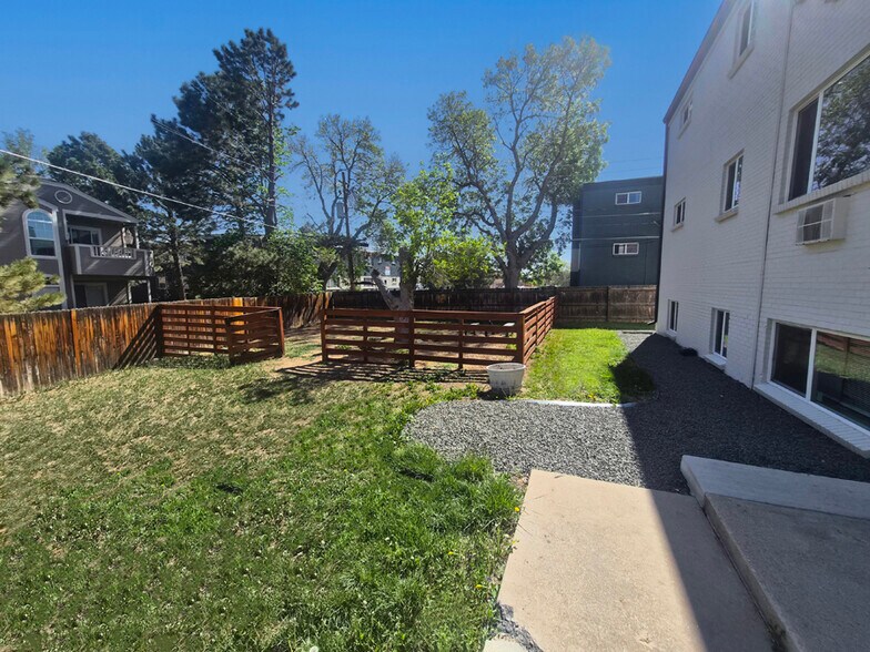 More Photos Of 5661 W Green Meadows Pl, Denver Apartments For Sale