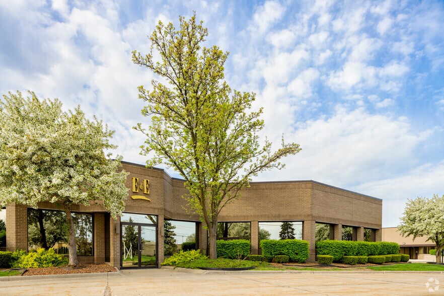 More Photos Of 7200 Miller Dr, Warren Research And Development For Lease