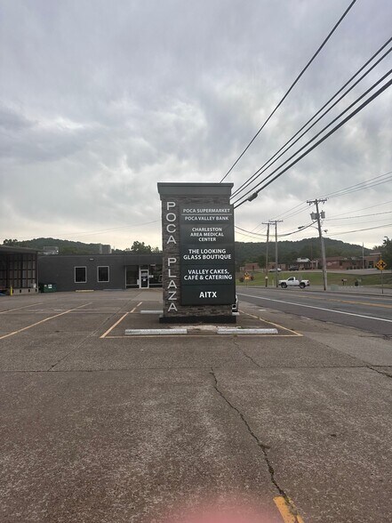 More Photos Of 118-124 Main St, Poca Storefront Retail Office For Lease