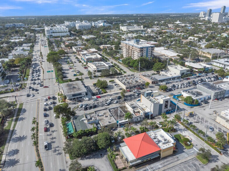 More Photos Of 1083 SE 17th St, Fort Lauderdale Convenience Store For Sale