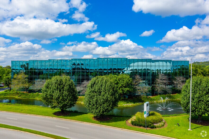 More Photos Of 501 Great Circle Rd, Nashville Office For Lease