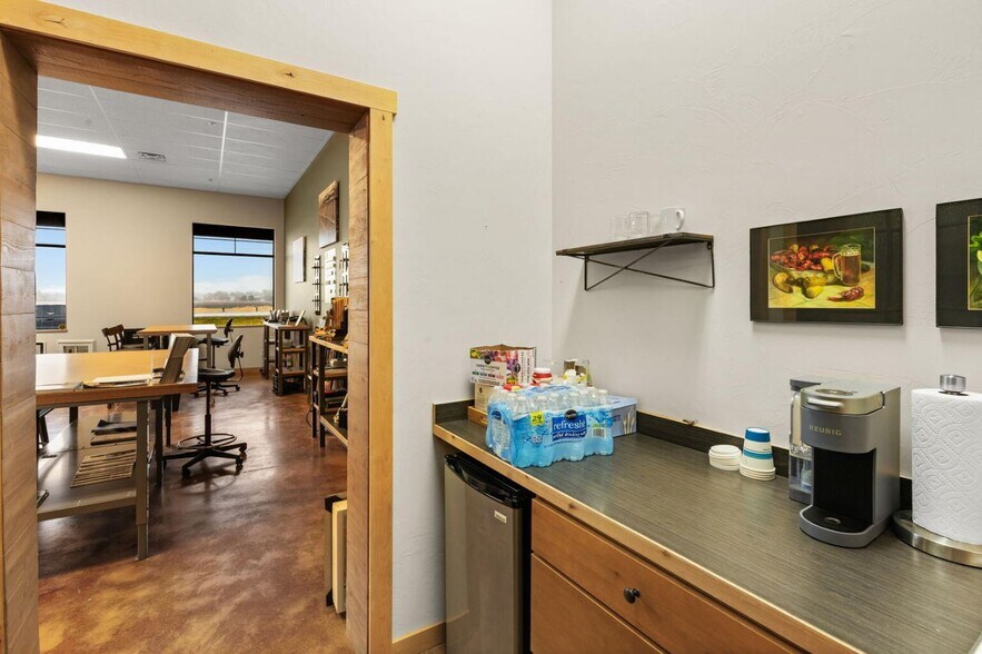 More Photos Of 81211 Gallatin Rd, Bozeman General Retail For Sale