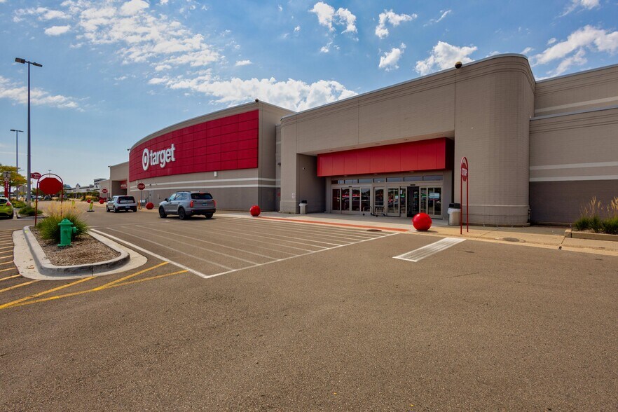 More Photos Of 5-81 N Randall Rd, Batavia Unknown For Lease
