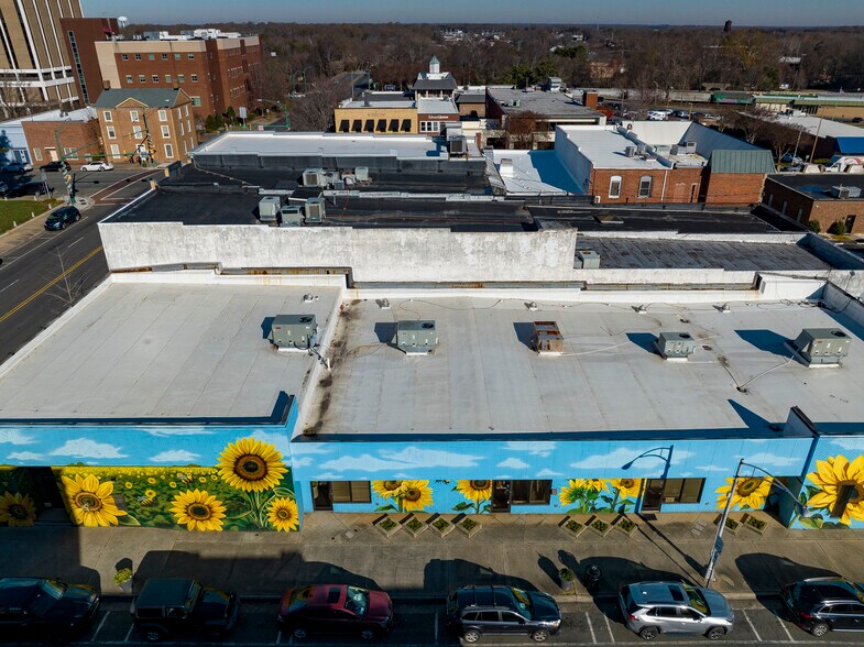 More Photos Of 300 N Hayne St, Monroe Office For Sale