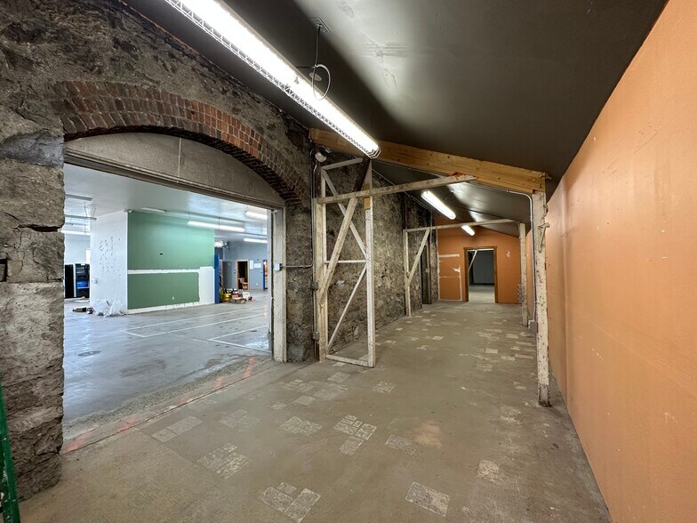 More Photos Of 1531 National Ave, Helena Flex For Sale