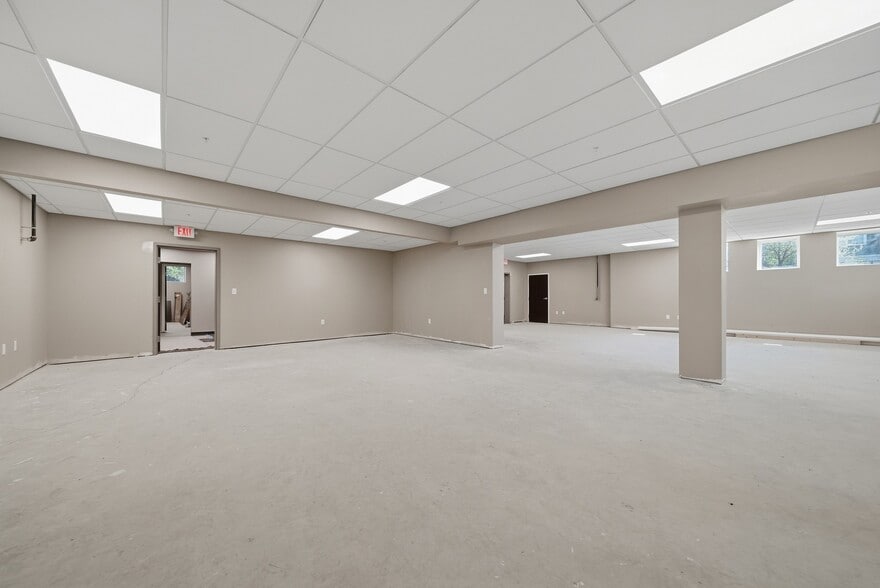 More Photos Of 11 Eldridge St, Lebanon Office For Lease