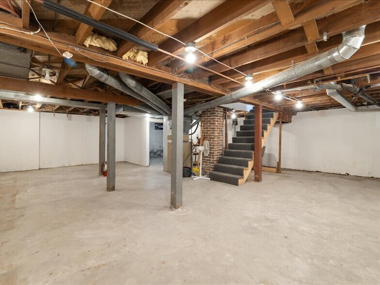 More Photos Of 1875 Wadsworth Blvd, Lakewood Office For Sale