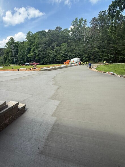 More Photos Of 2521 Reinhardt College Pky, Canton Office For Sale
