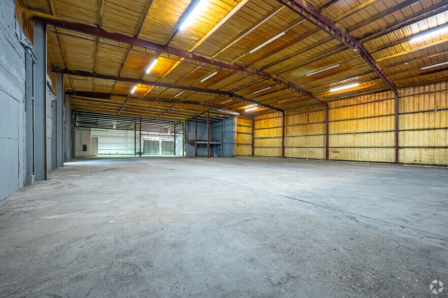 More Photos Of 1424 4th Street, Westwego Distribution For Lease