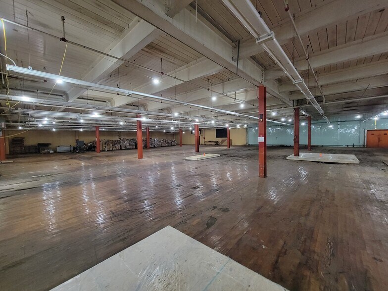 More Photos Of 501 N Mountain St, Cherryville Industrial For Sale