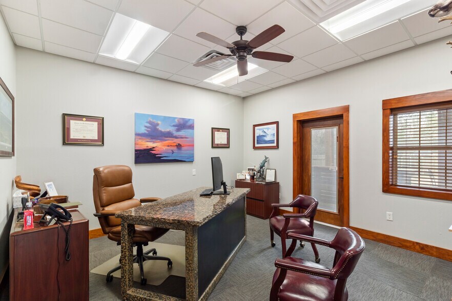 More Photos Of 3828 S College Ave, Bryan Office For Sale