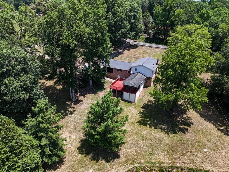 More Photos Of 813 Robinson Clemmer Rd, Dallas Land For Sale