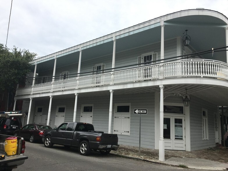 More Photos Of 801 Frenchmen St, New Orleans Restaurant For Lease
