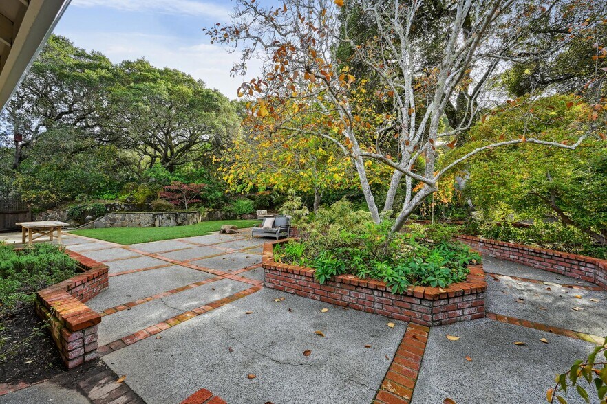 More Photos Of 1605 Lucas Valley Rd, San Rafael Healthcare For Sale