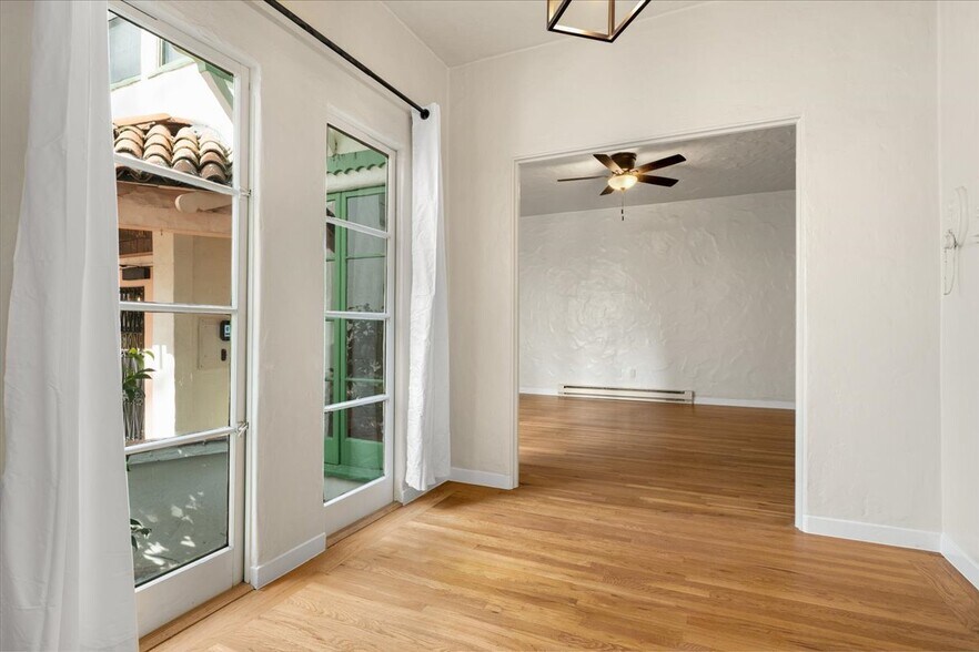 More Photos Of 15 Hawthorne Way, San Jose Apartments For Sale