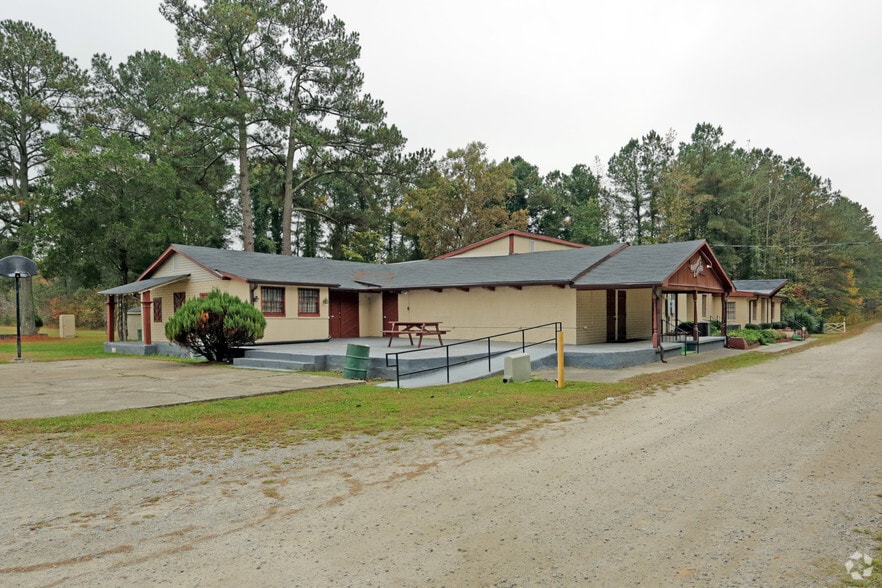 More Photos Of 4427 Tartts Mill Rd, Wilson Specialty For Sale