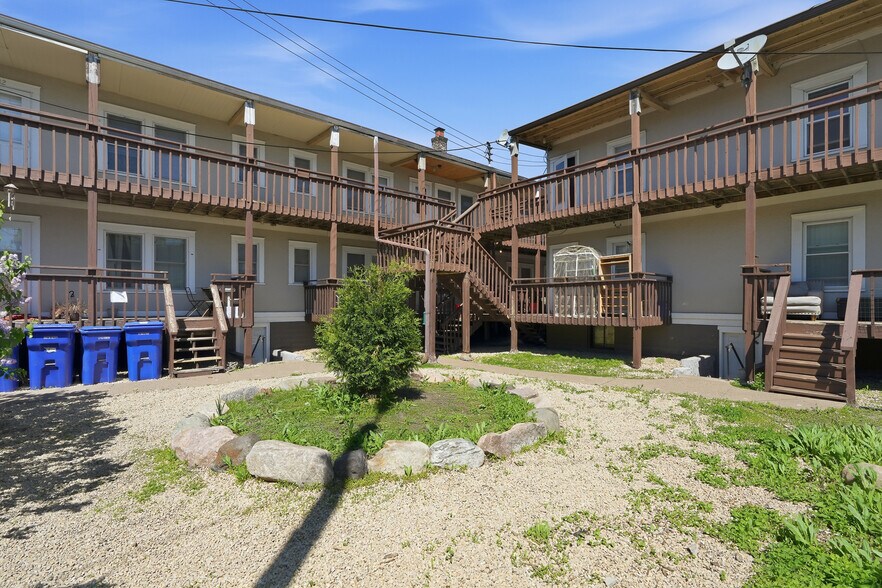 More Photos Of 1530 Sherburne Ave, Saint Paul Apartments For Sale